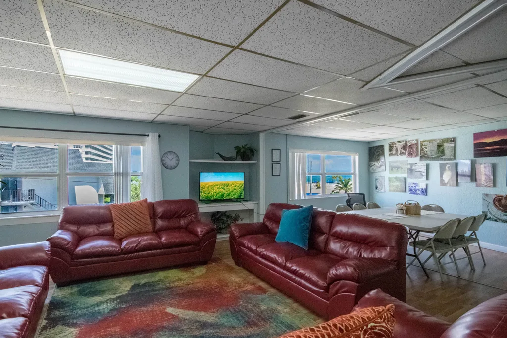 Galt Ocean Rehab Center - Photo 3