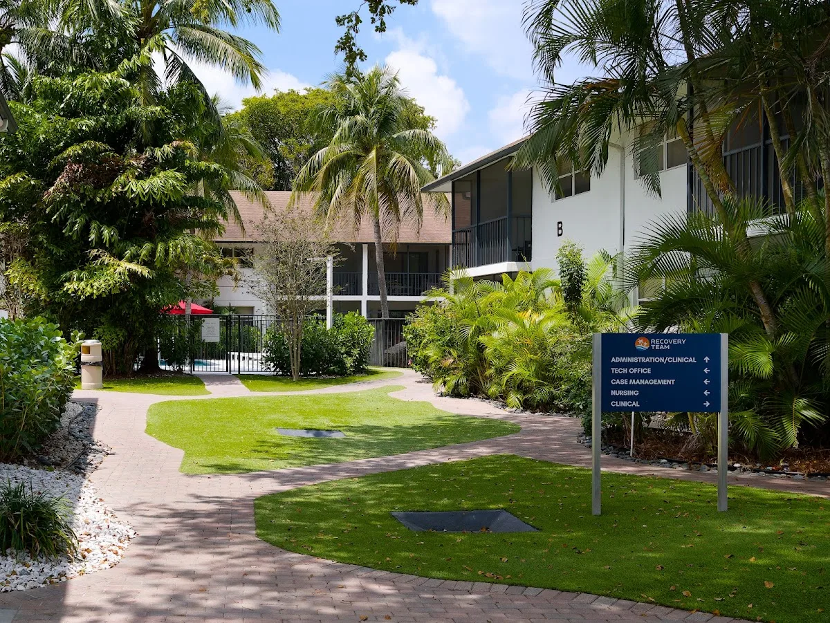 The Recovery Team - Delray Beach