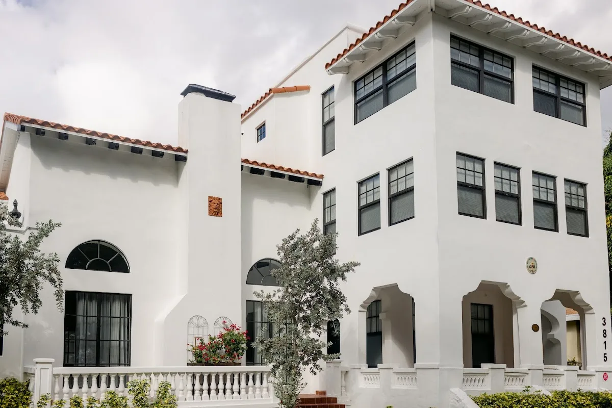 Beachside Rehab - Photo 3