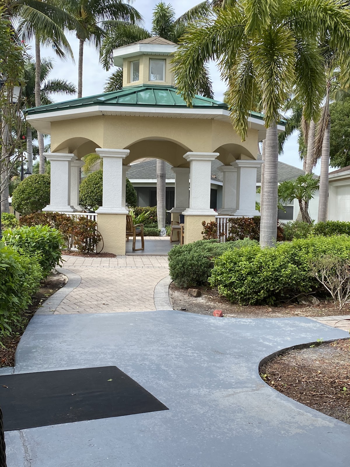 WhiteSands Alcohol & Drug Rehab Fort Myers - Photo 2