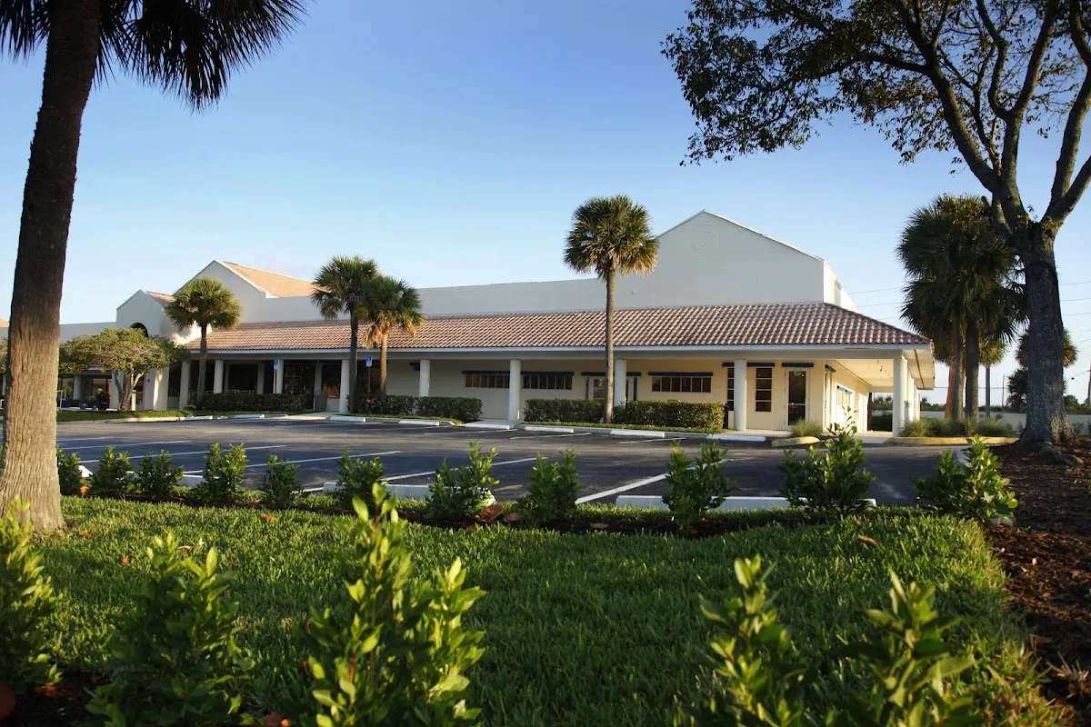 Beach House Center for Recovery - Photo 3