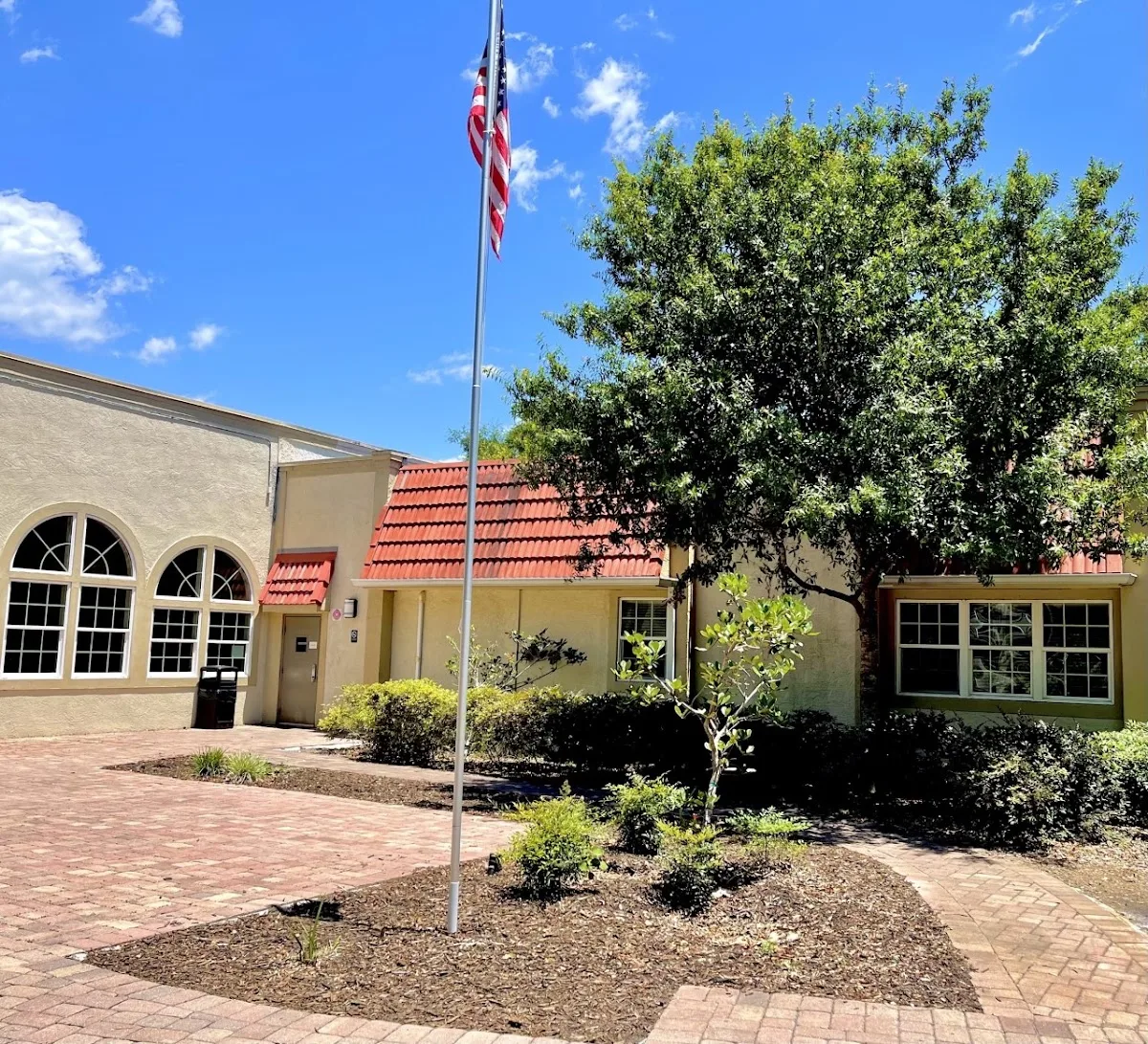 River Oaks Treatment Center - Photo 2