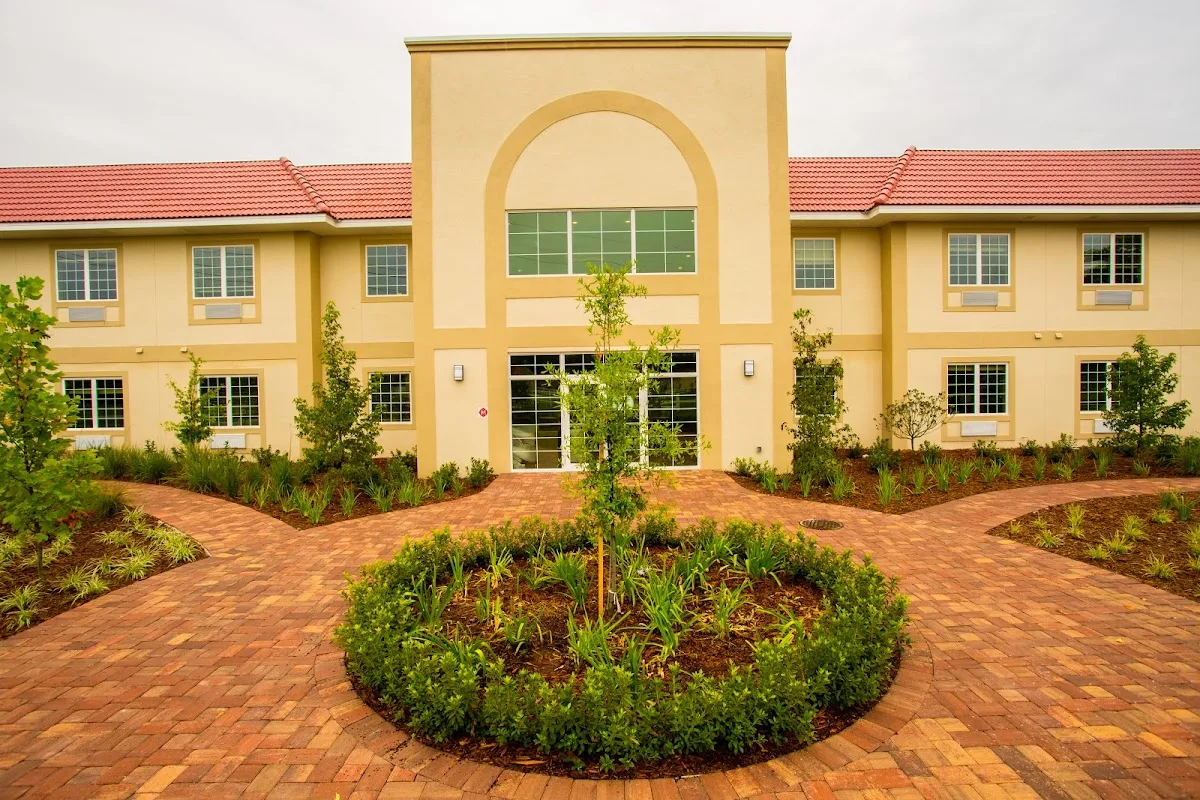 River Oaks Treatment Center - Photo 3