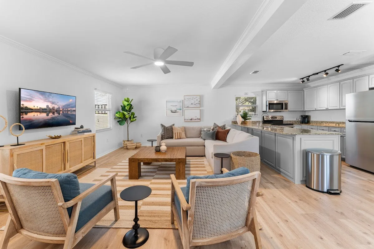 Tranquil Shores - Photo 2