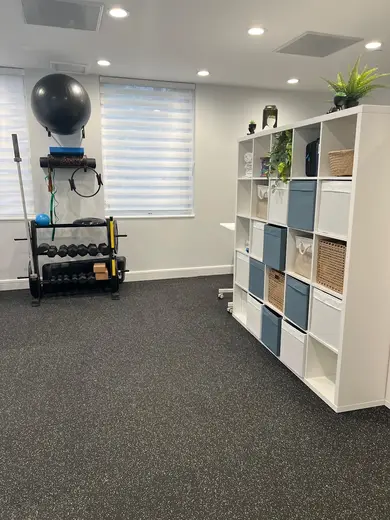 Well-equipped fitness area at MasMed Rehab detox center in Miami for holistic recovery and wellness.