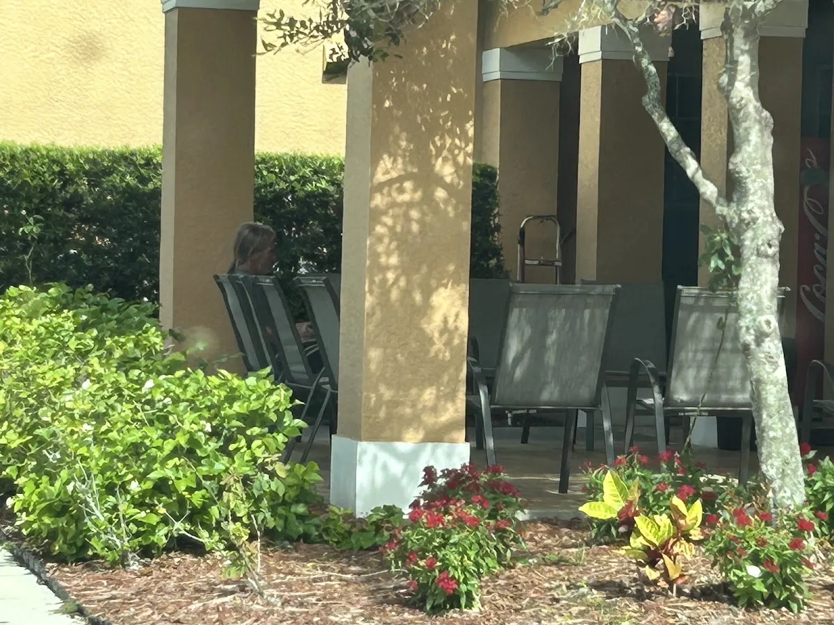 Ember Recovery Center - Photo 4