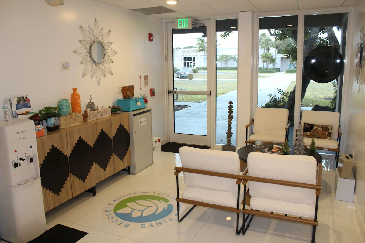 Pines Recovery Life - Photo 2