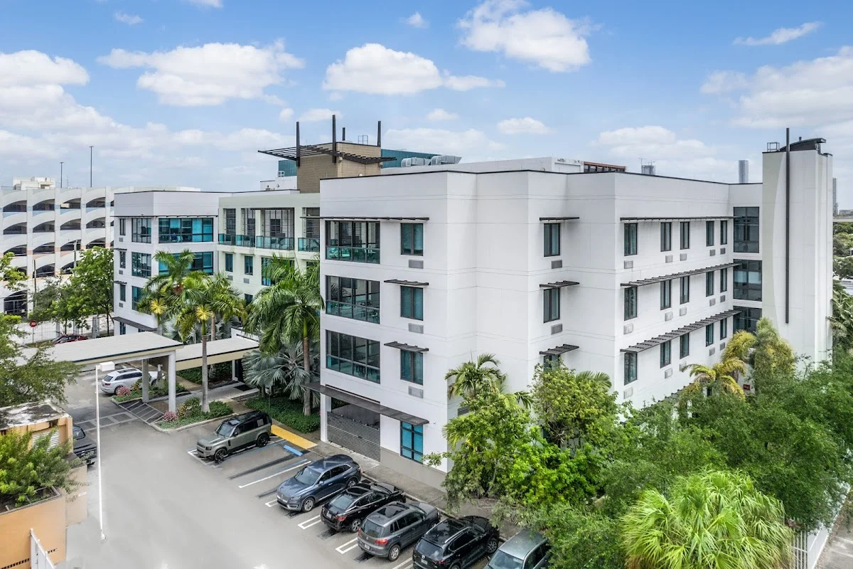 University Health & Rehabilitation Center - Photo 3