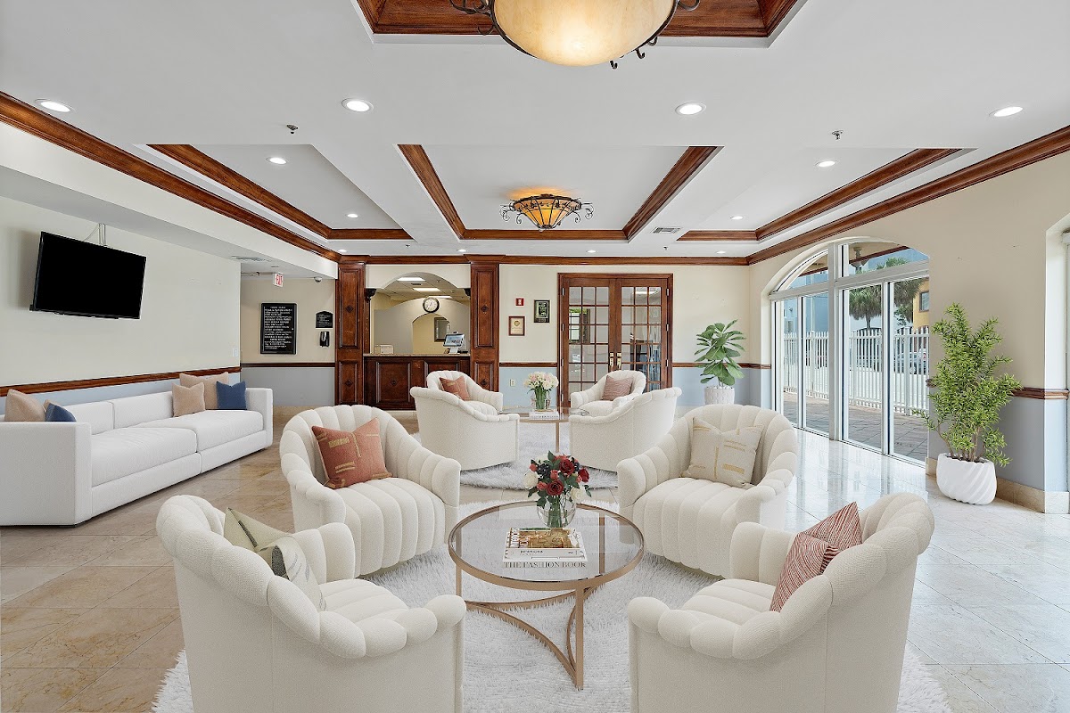 Ponce Health and Rehabilitation Center - Photo 6