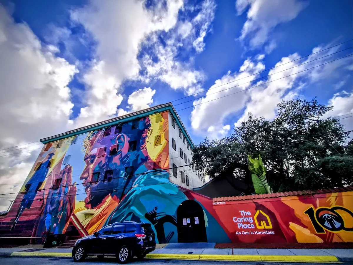 The Caring Place Dr. Frank and Maxine Jacobs Center for Men - Photo 2