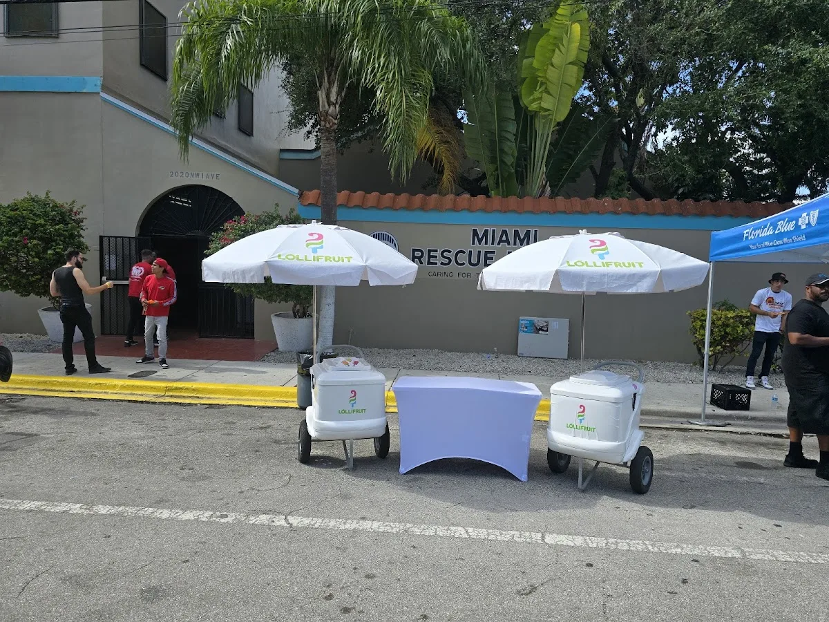 The Caring Place Dr. Frank and Maxine Jacobs Center for Men - Photo 4