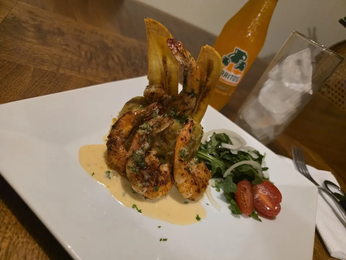 Fellowship Living - Photo 4