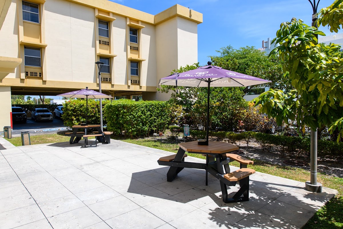Palmetto Subacute Care Center - Photo 2