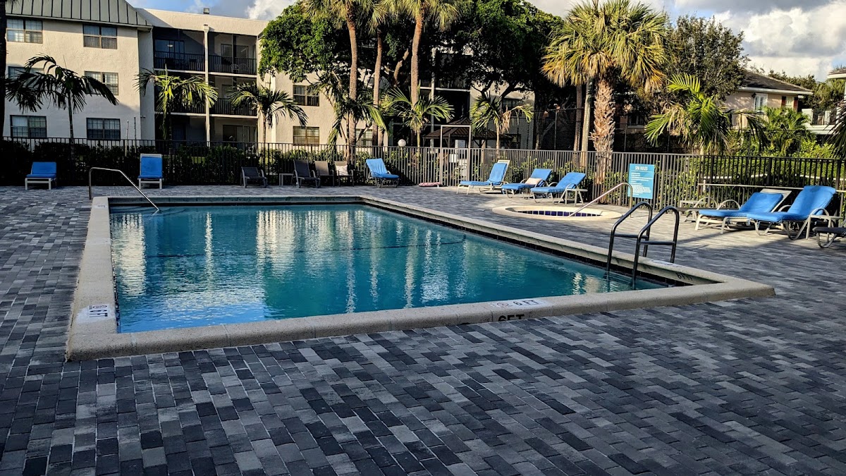 Sober Living in Delray - Photo 6
