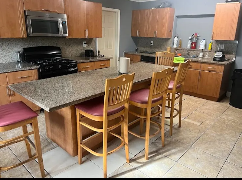 Coral Sober Living - Photo 1