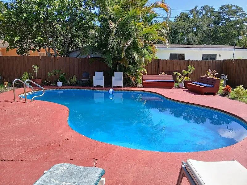 Coral Sober Living - Photo 3