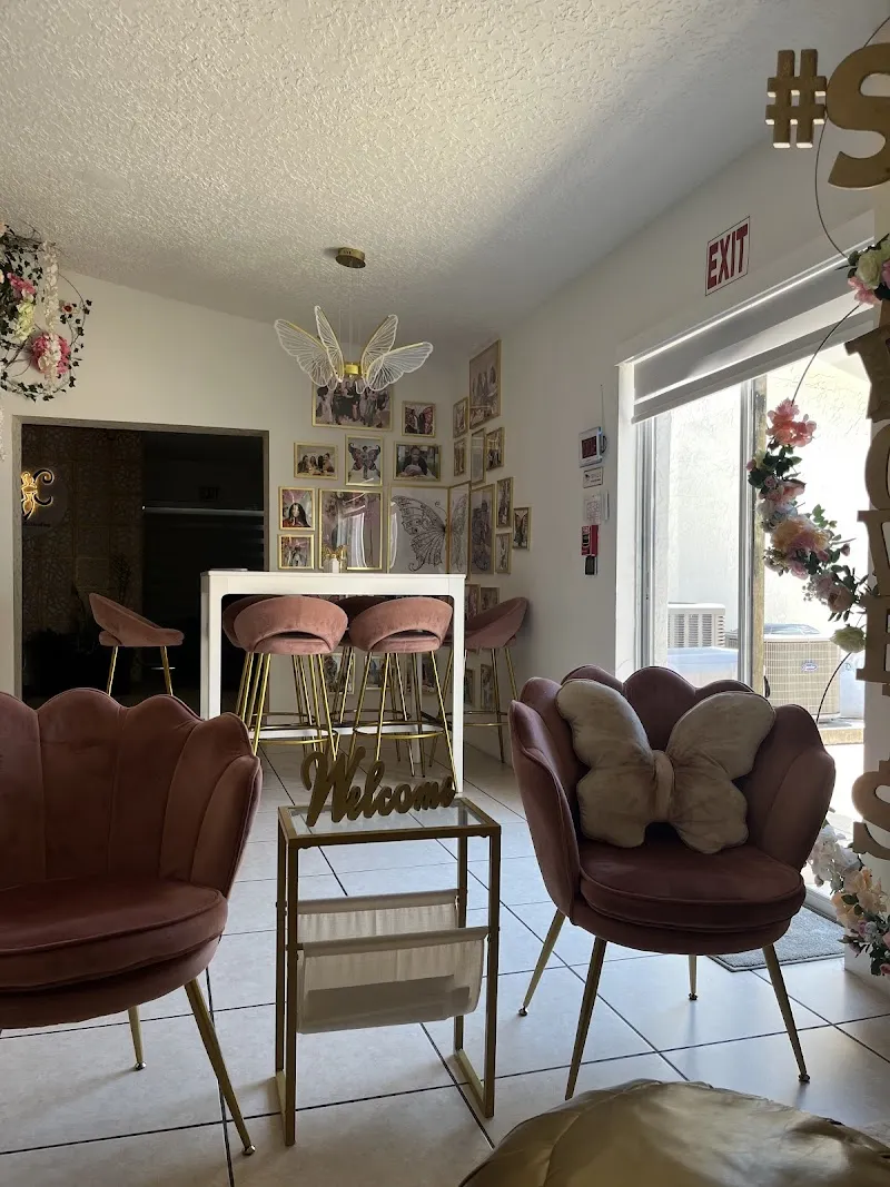 Charm Home Casa de recuperación en Miami | cuidados post quirurgicos post operatorios| Licensed Reco - Photo 3