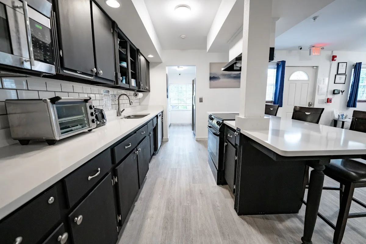 Agape Detox Center | Florida Alcohol & Drug Rehab - Photo 5