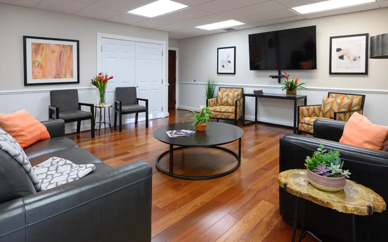 Hanley Center - Photo 5