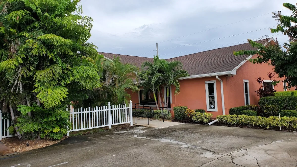 Amethyst Recovery Center - Photo 5