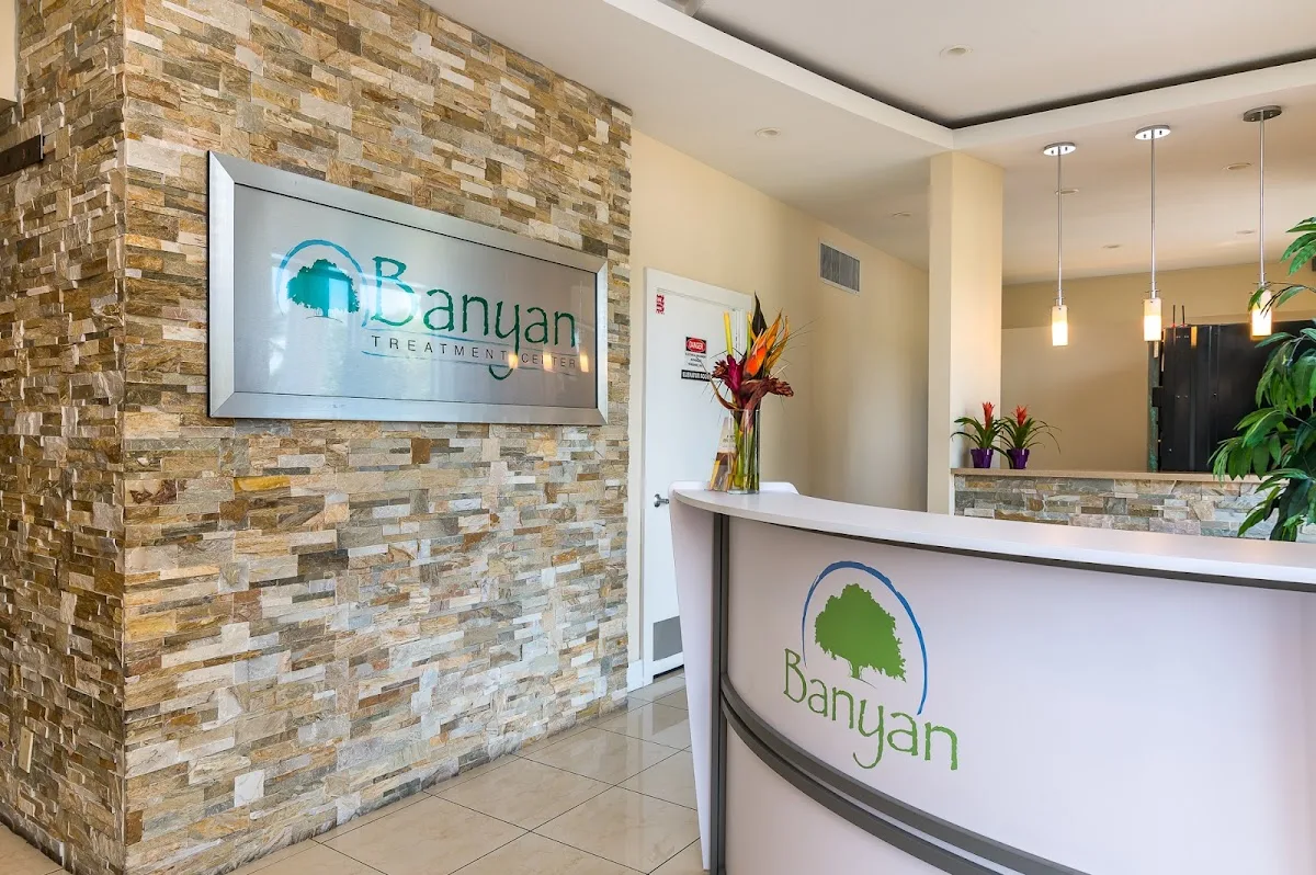 Banyan Pompano - Photo 3