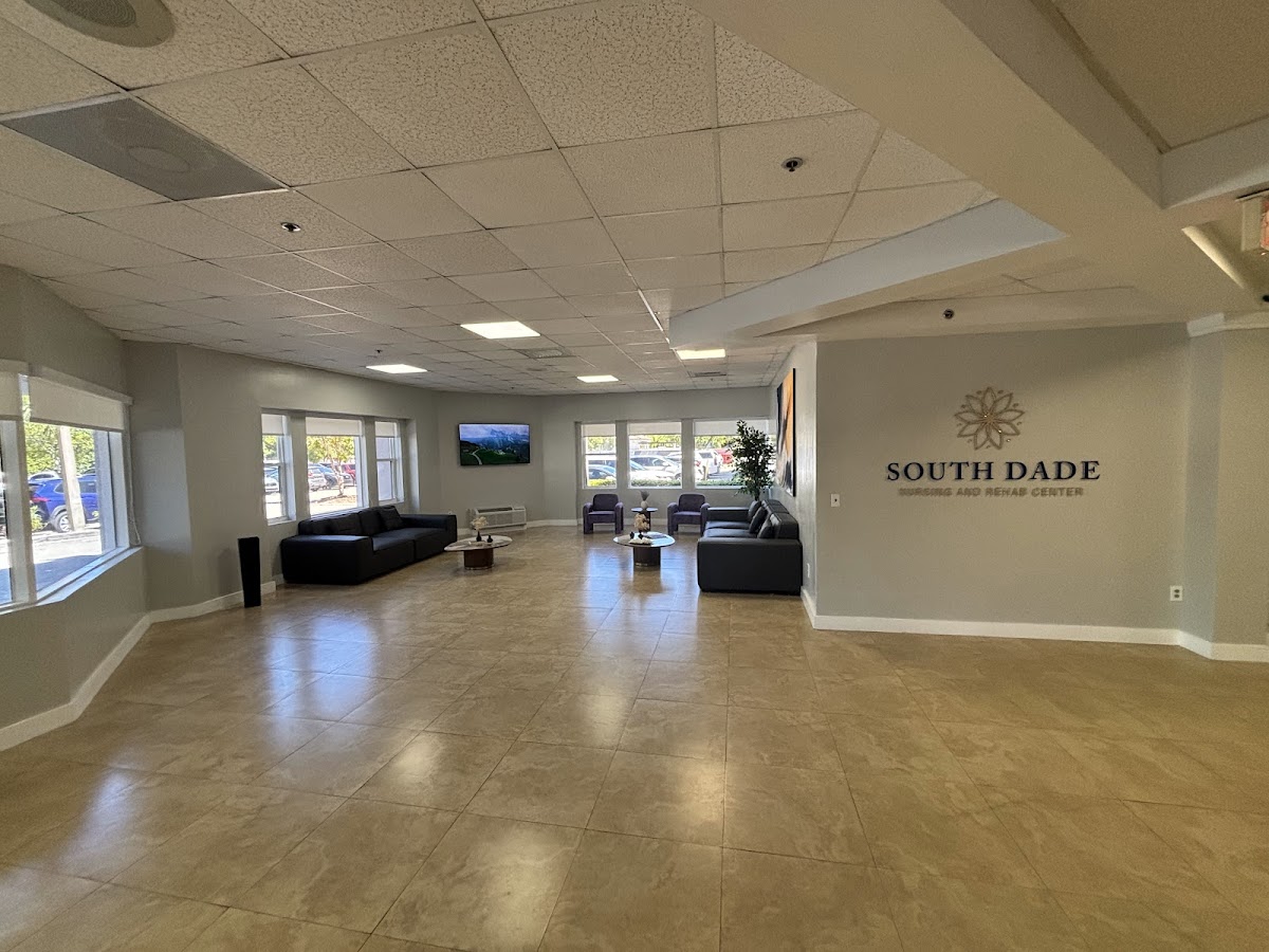 South Dade Nursing And Rehab Center - Photo 3