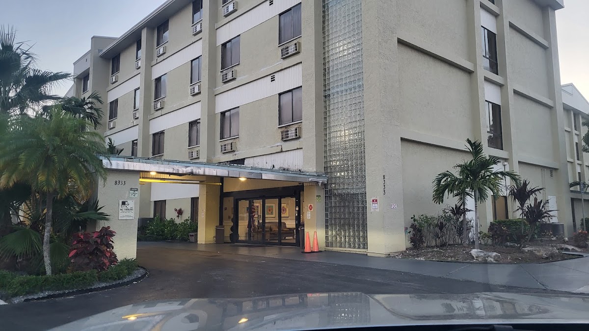 Waterford Rehab & Nursing Center - Photo 5