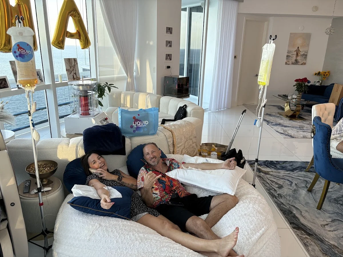 EverLiv IV Therapy - Photo 1