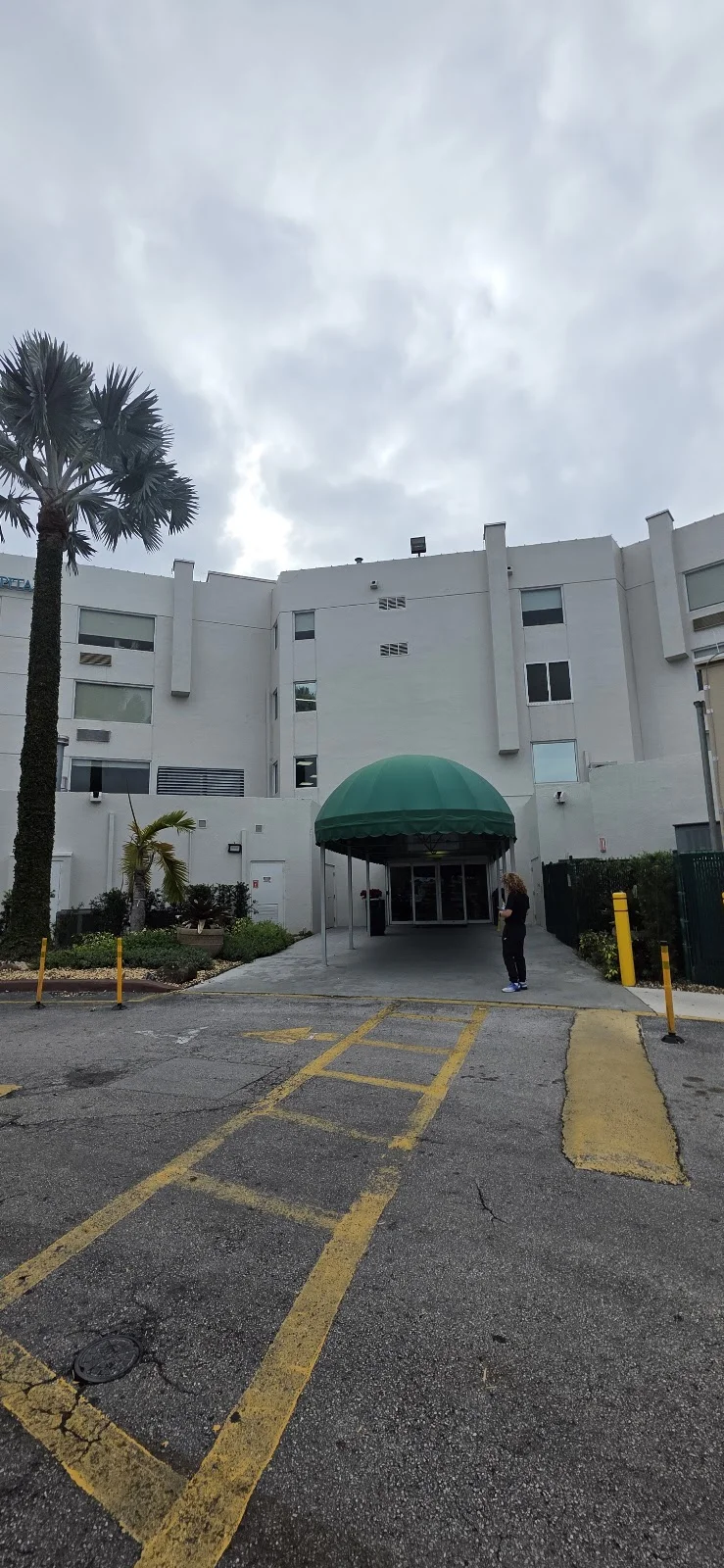 West Gables Rehabilitation Hospital - Photo 3