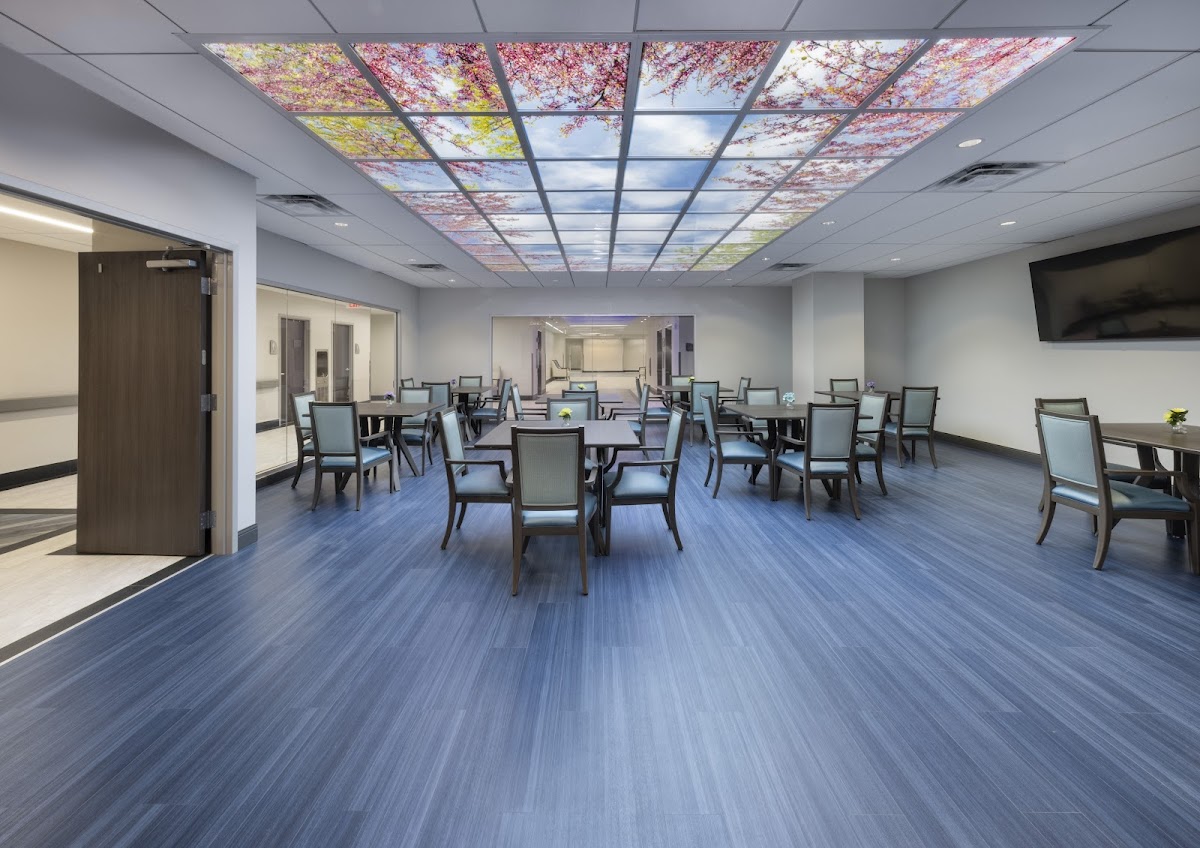 Victoria Nursing & Rehabilitation Center - Photo 5