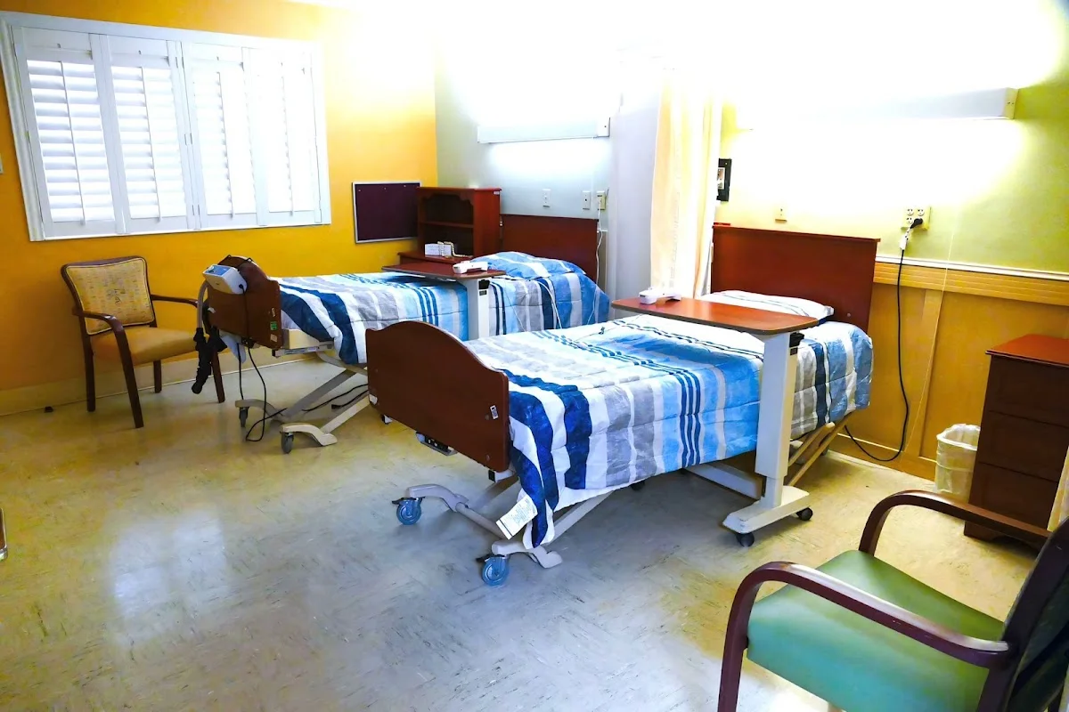 North Beach Rehabilitation Center - Photo 2