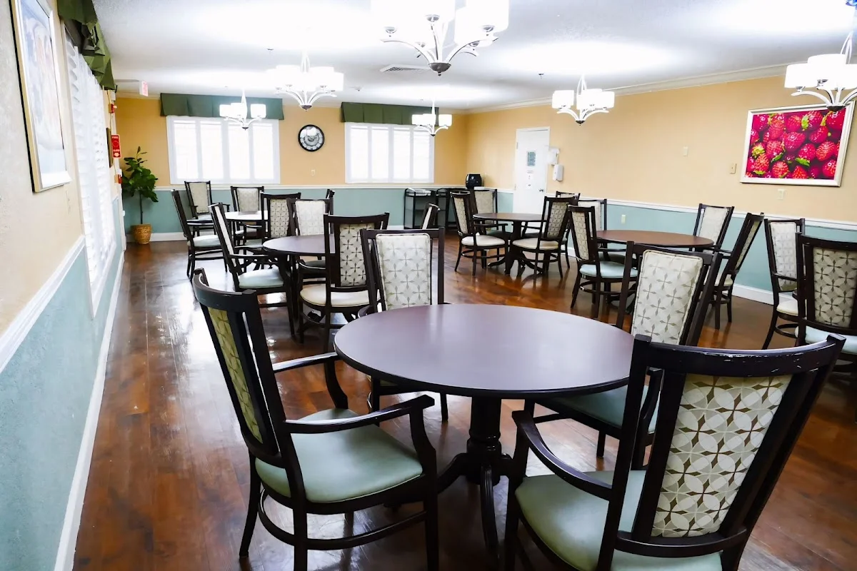 North Beach Rehabilitation Center - Photo 4