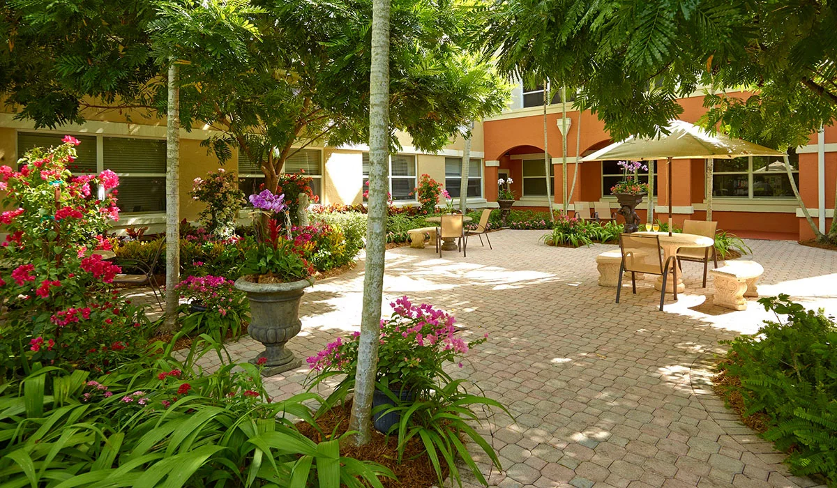 The Palace Nursing and Rehabilitation Center - Photo 5