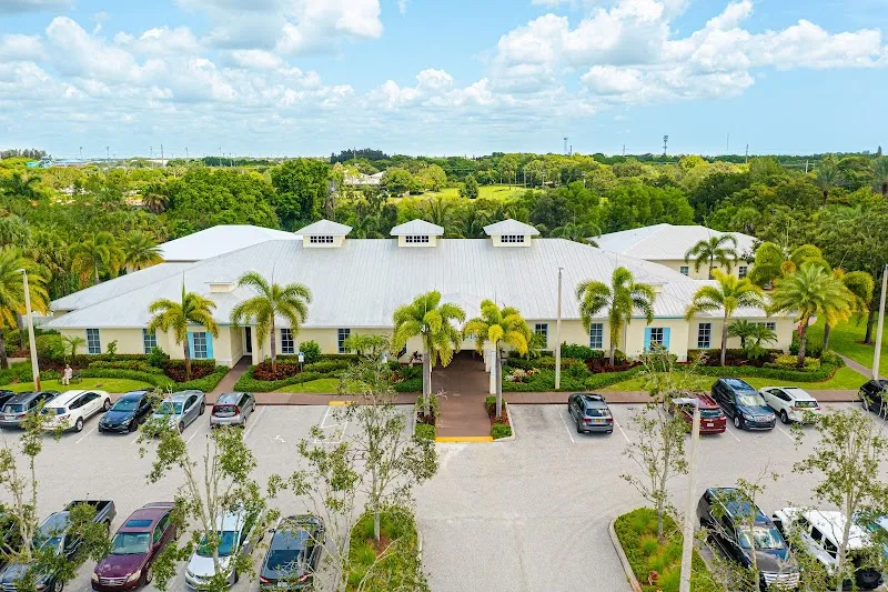 Coastal Detox - Photo 1